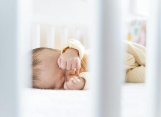 Dicas para Lidar com o Sono do Bebê Lidar com o sono do bebê, pode ser complexo, ás vezes, mas, com algumas dicas, você aprenderá sobre isso!