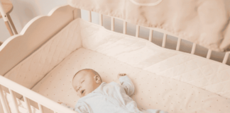 Melhor Berço para o Bebê: Como escolher? Escolher o melhor berço para o bebê é uma decisão importante para garantir conforto e segurança nos primeiros meses de vida. Com tantas opções no mercado, é essencial considerar alguns fatores antes da compra.